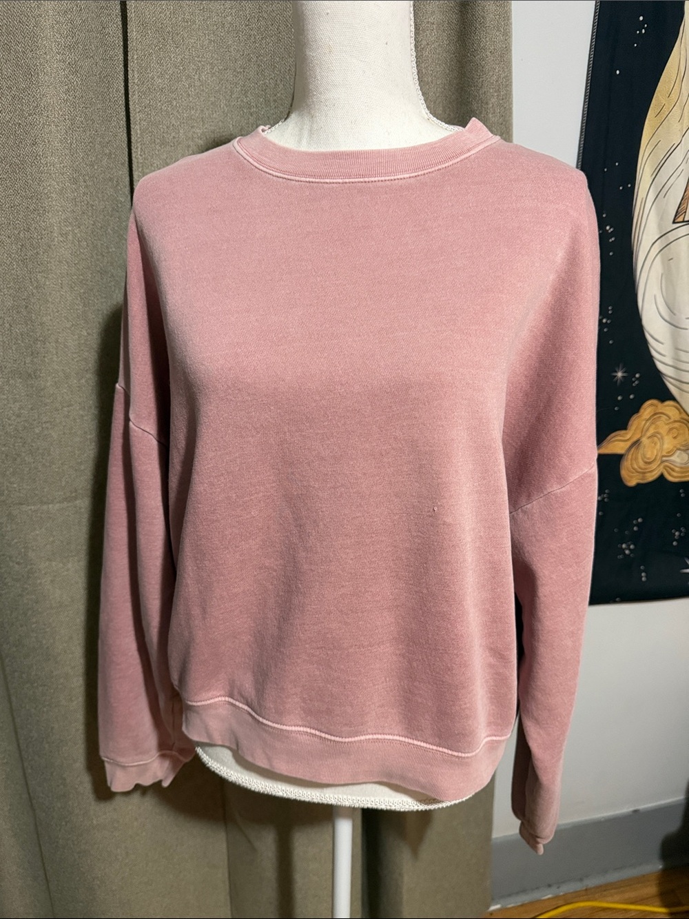 Women’s Dusty Pink Crewneck Sweater - Unbranded
